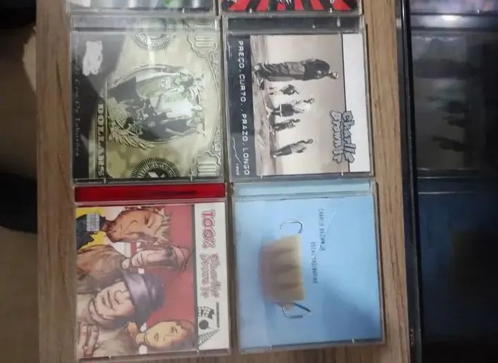 Coletânea cds Charlie Brown Jr  - Foto 3
