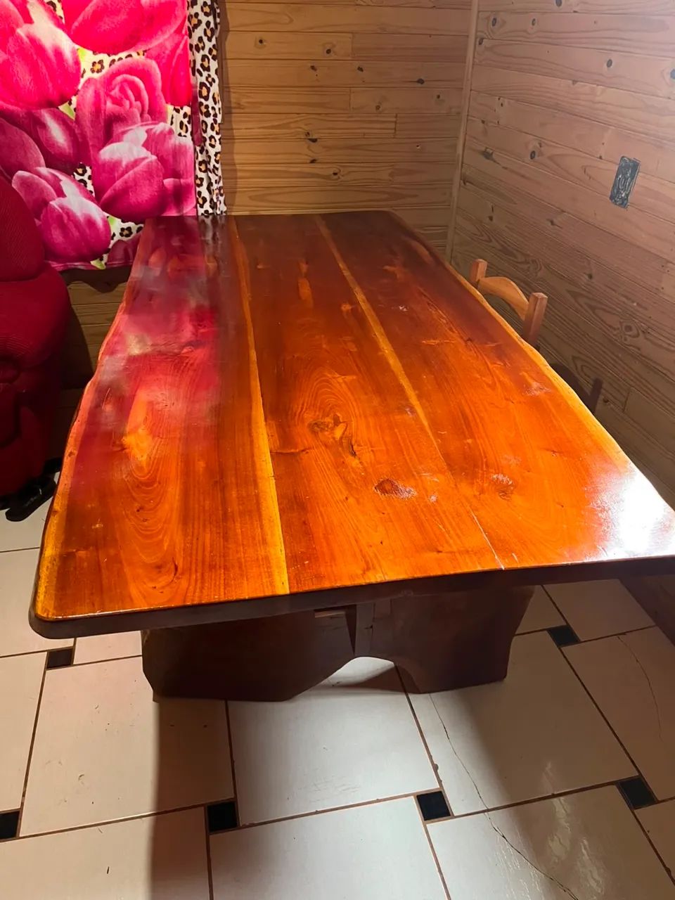 Vendo Mesa Rústica de Cedro - Foto 3