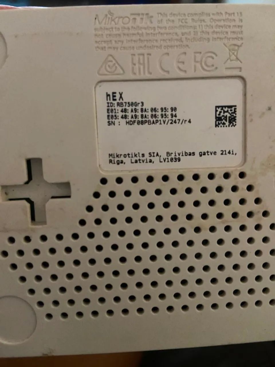 MikroTik RB750Gr3 + TP-Link EAP225-Outdoor AC1200 - Foto 4