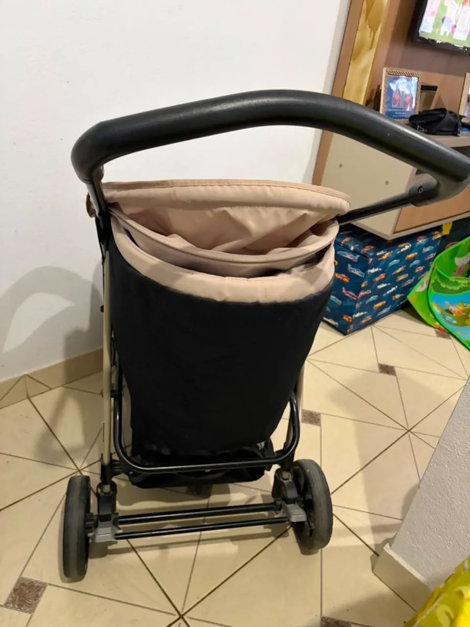 Carrinho de bebê. Pouco usado.  - Foto 5