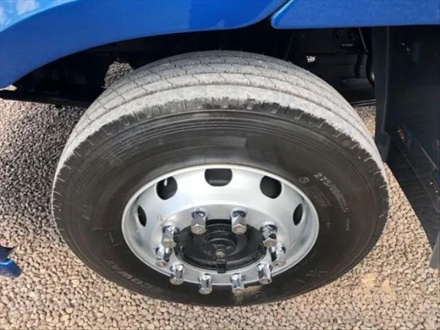 Ford cargo 2428 6x2 2012 carroceria   - Foto 12