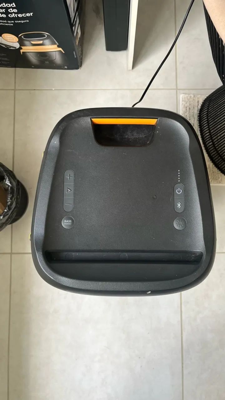 JBL Partybox 300 conservada - Foto 5