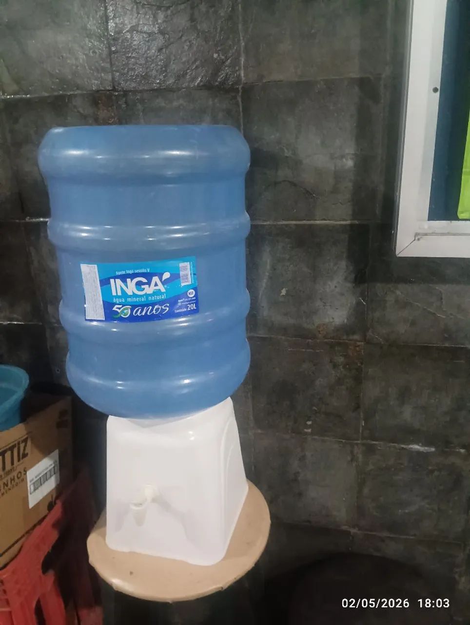 Suporte com galão 20 litros - Foto 2