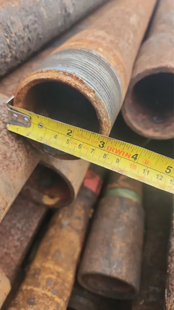 Tubos padrão petrobras 2 7/8 polegadas com 9,70 metros cada tubo