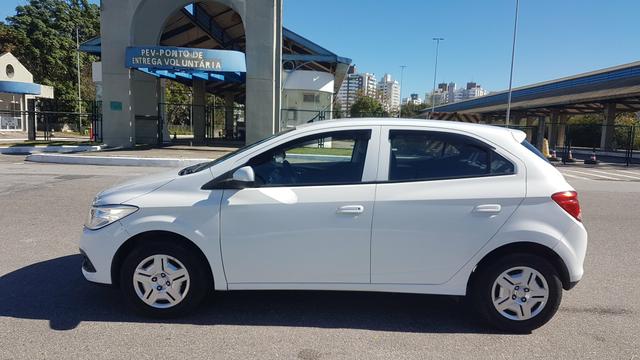 Chevrolet Onix 1.0 LT Completo - Apenas 54.000 km - Foto 2