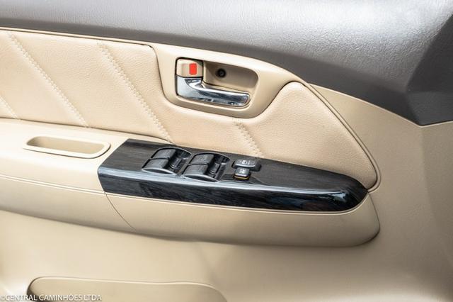 Toyota Hilux Sw4 7 Lugares - Foto 16