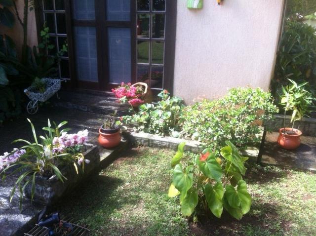 Sobrado estilo colonial com Amplo terreno para quem quer morar om Qualidade de vida - Foto 13