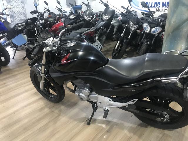 Honda cb 300 2011 aceito moto Fin 48 x aceito cartão até 12 x 1.6% ao mês - Foto 10
