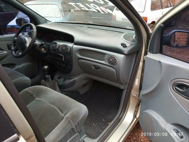 Vendo Renault scenic 2.0 8v - Foto 2
