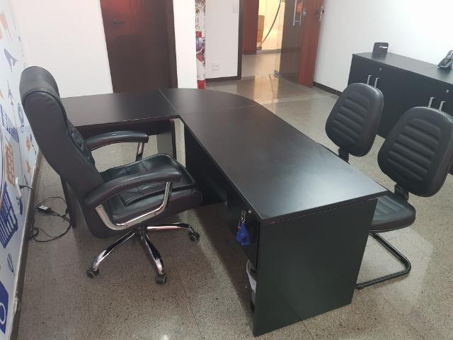 Cadeira de Atendimento Executiva Fixa