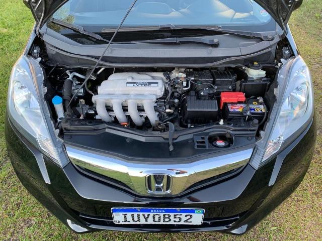 Honda Fit automático - Estado impecável - Foto 9