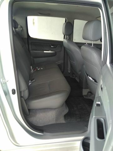 Hilux SRV 13/13 4x4 Manual - Foto 10