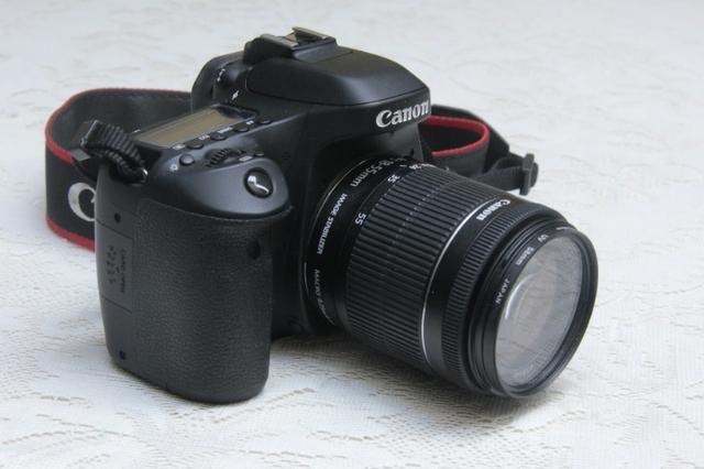 Canon EOS 80 D Objetiva 18~55