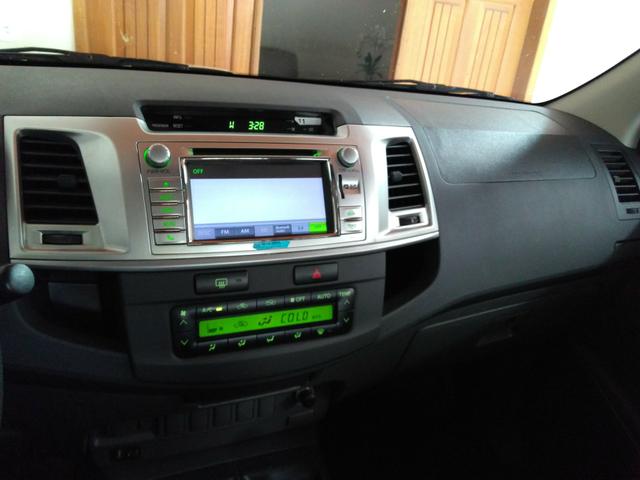 Hilux SRV 13/13 4x4 Manual - Foto 2