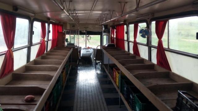 Ônibus Torino comercio valor 17,000.00 - Foto 2