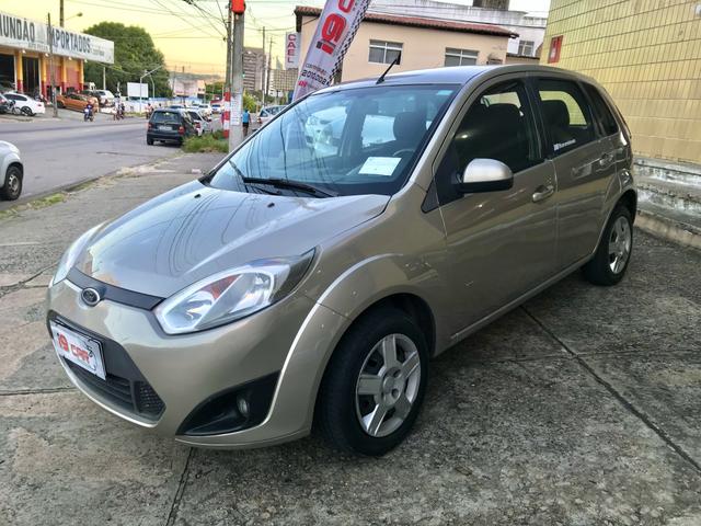 Ford Fiesta Hatch 1.0 2014 - Completo