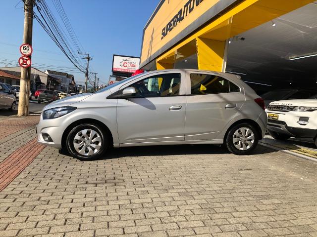 Chevrolet Onix LT 1.0 Mec 2017 - Foto 2