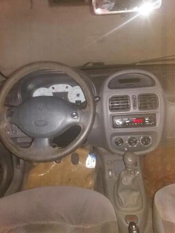 Renault clio 1.0 16v ano 2002 completo de tudo. - Foto 3