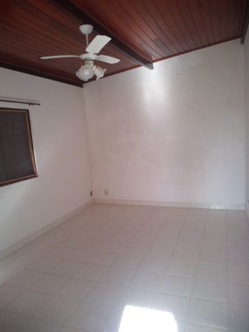 Casa em Cond. Beira-Mar, 3/4 sendo 3 suítes, piscina, 500m2, oportunidade! - Foto 9
