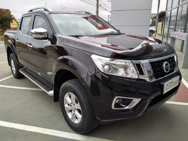 NISSAN FRONTIER LE AT 4X4
