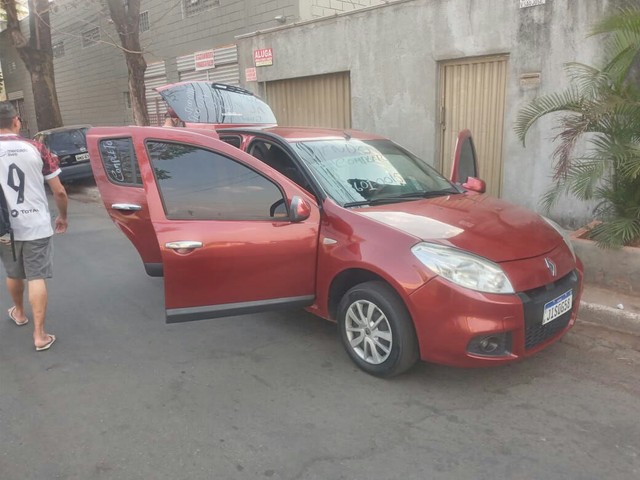 VENDO UM A CARRO SANDEIRO COMPLETO