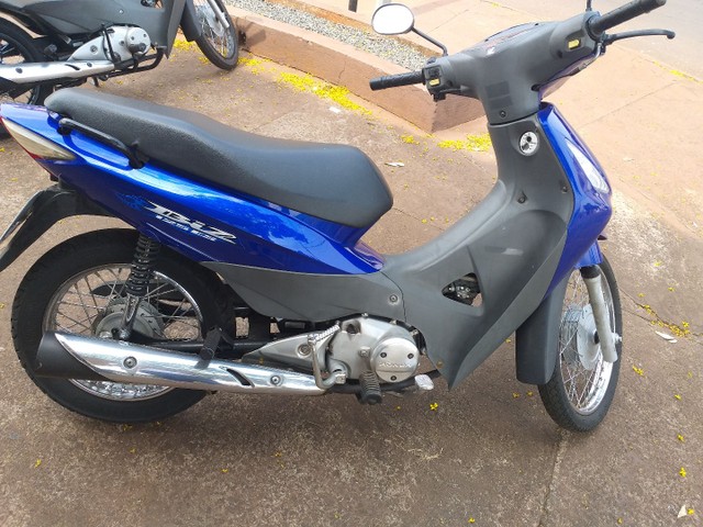 BIZ 125 ES