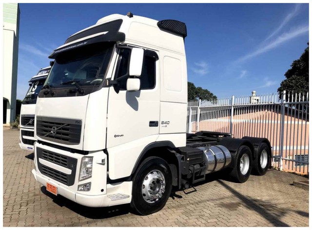 CAMINHAO VOLVO FH 540 BRANCO 2013