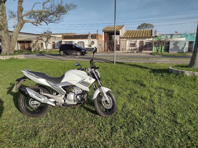 FAZER 250 C BAIXA QUILOMETRAGEM