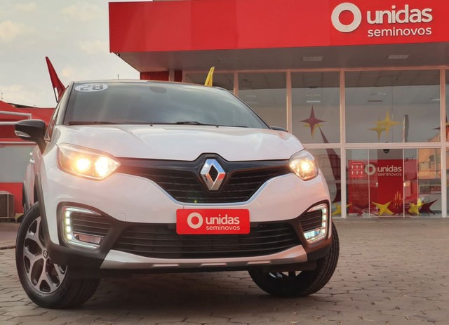CAPTUR INTENSE AUTOMÁTICA 1.6 COMPLETA