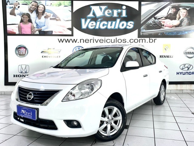 NISSAN VERSA 1.6 16V SL 2013