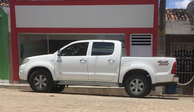 HILUX 2010/2011