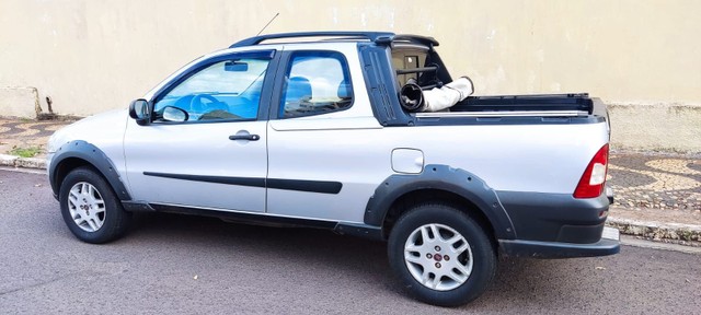Fiat Strada Working 1.4 Cabine Dupla 2012 - Foto 4