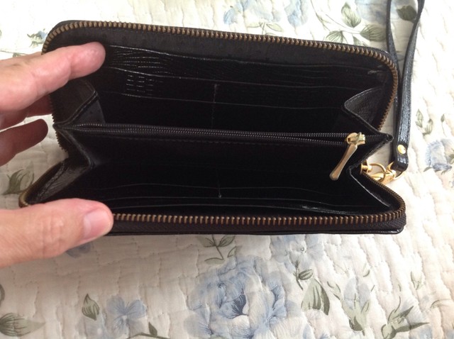 furla bolsa serial number