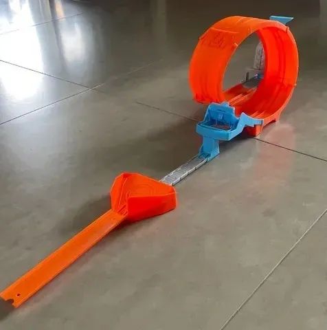 Pista De Carrinhos Hot Wheels Campeonato De Looping Mattel