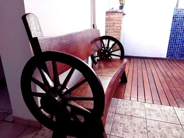 02 Bancos de Madeira Maciça - Foto 2