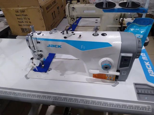 Máquina de costura reta industrial nova 