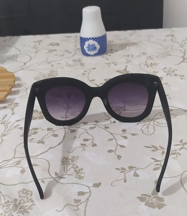 Óculos de Sol Feminino Preto - Vintage. - Foto 3