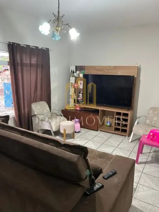 EXCELENTE CASA COM EDÍCULA E PISCINA . - Foto 2