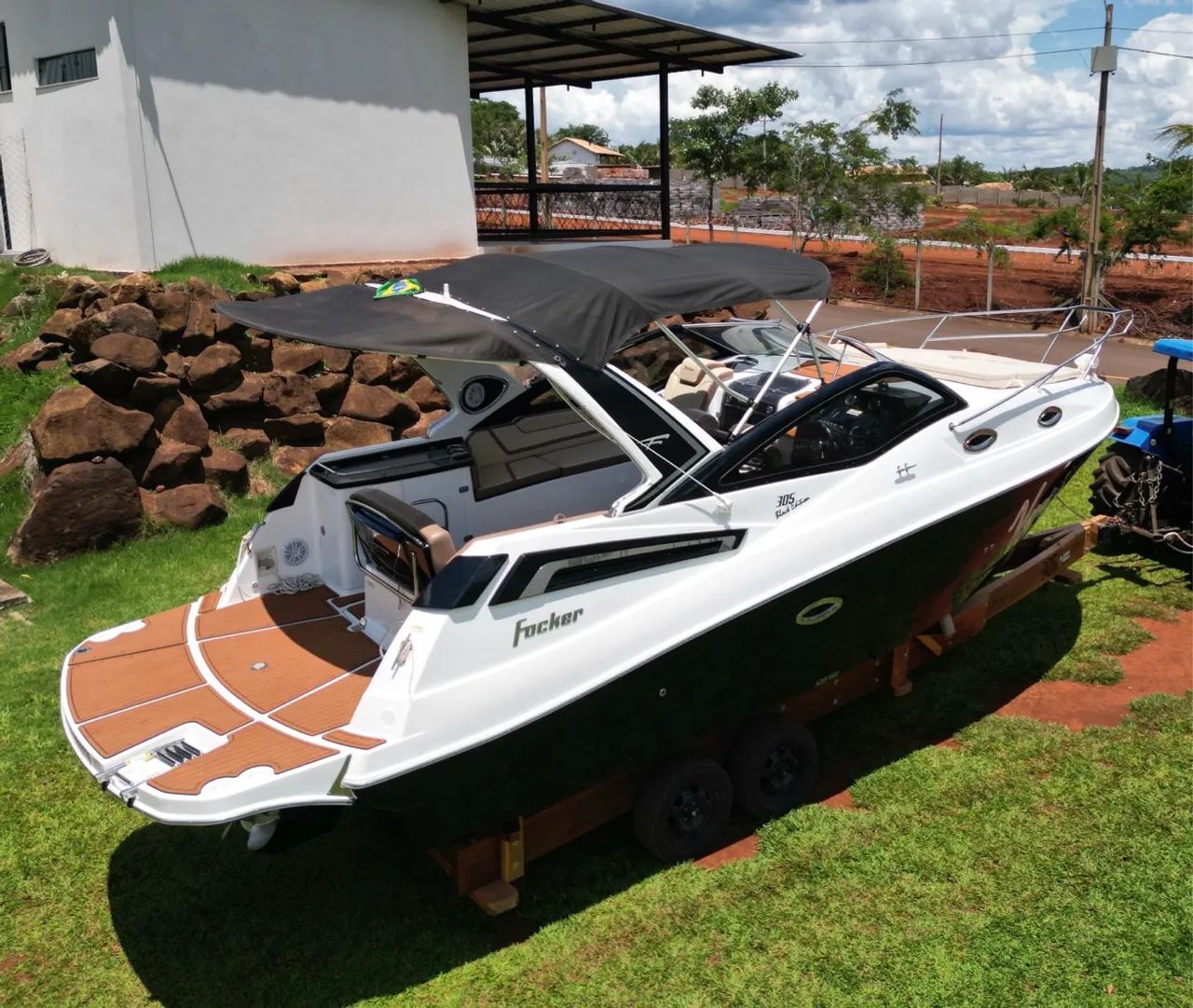 Lancha Focker 30.5 Black Edition - Estado de Zero!!  - Foto 2