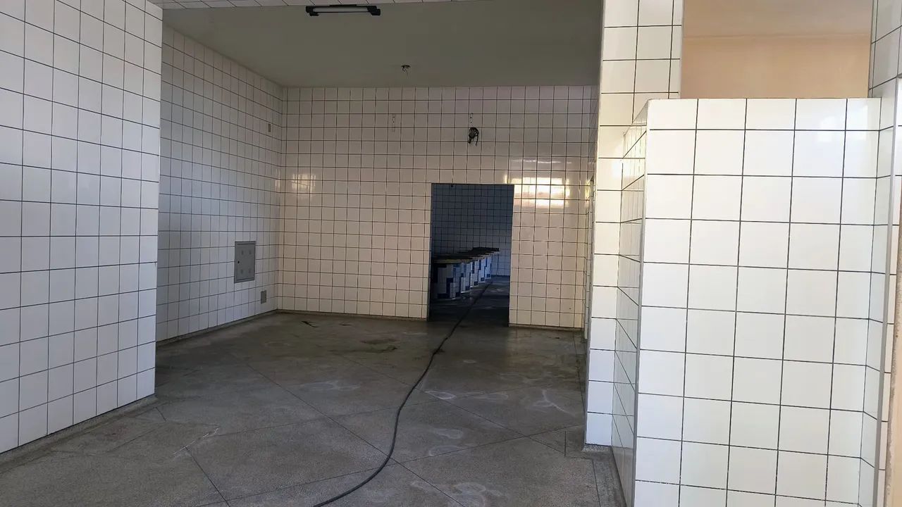 Vende-se ou Aluga-se Prédio Comercial  - Foto 8