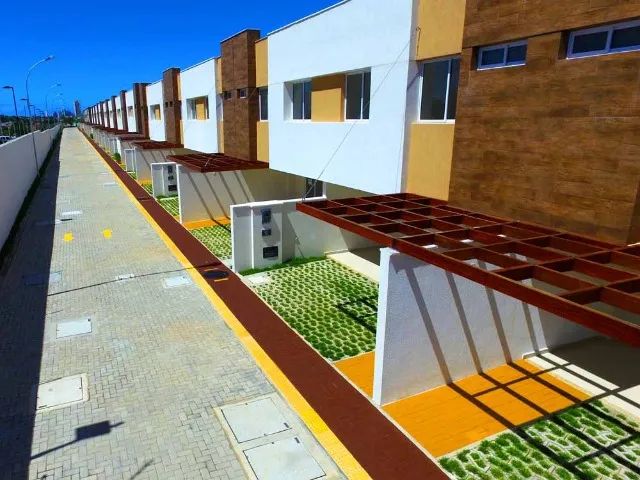 Cond. Lake Side - Casa Duplex 3/4 sendo 3 suítes de 165 m², 2 vagas por 3.800