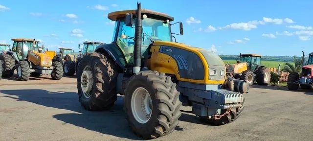 Trator BT-210 Ano 2011