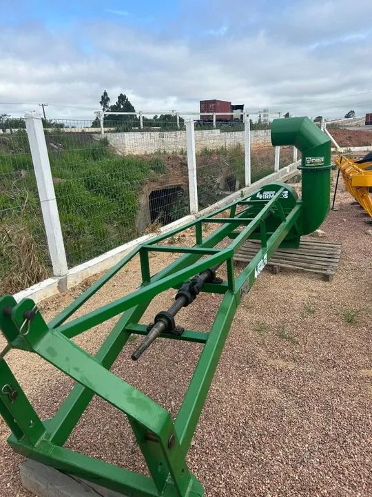 BOMBA DE ÁGUA HIDRÁULICA