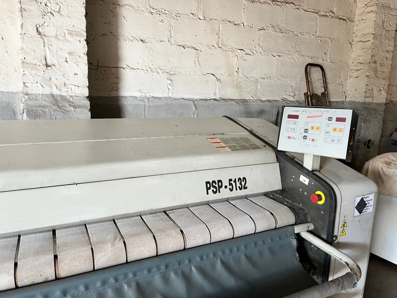 Calandra para lavanderia industrial 3,20mts a gas marca Girbau (oferta) - Foto 4