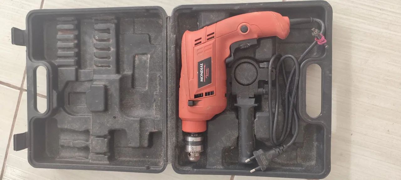 Furadeira e Parafusadeira Mondial 