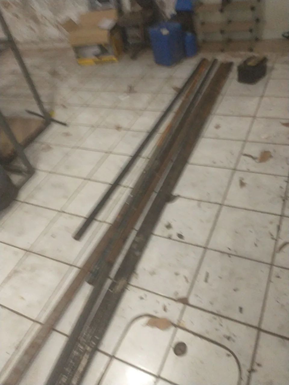 Vende se seis barras d metalom - Foto 2