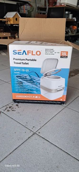 Sanitário Portátil Seaflo para Camping + barraca bandoleiro  - Foto 6