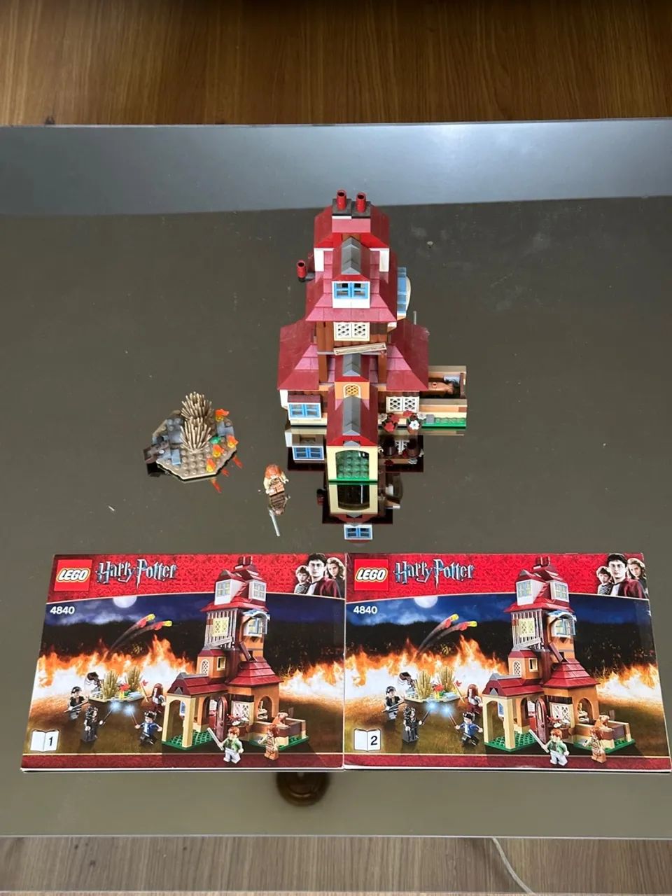 LEGO 4840 The Burrow (A Toca) da linha Harry Potter 2010
