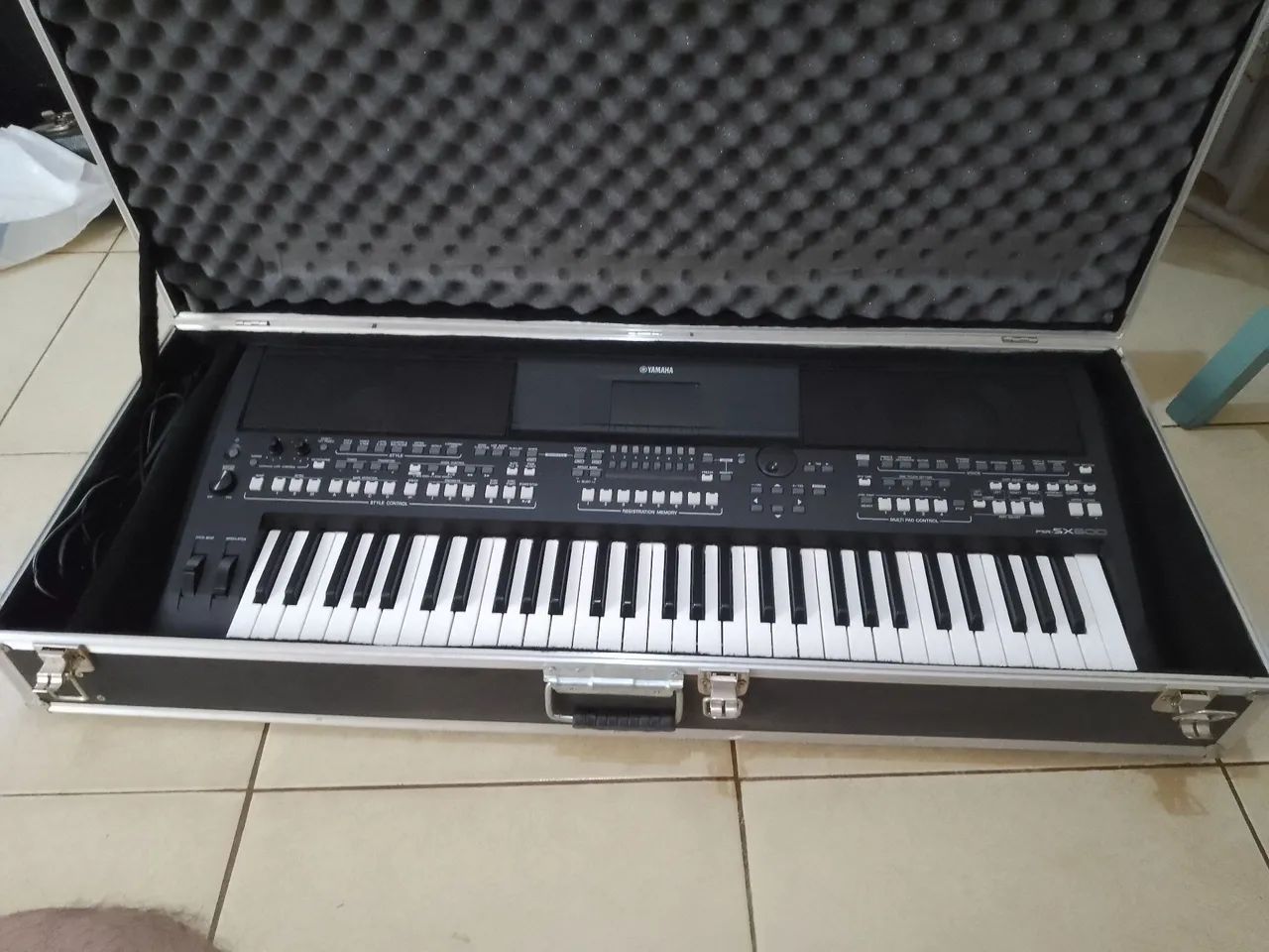 teclado yamaha sx 600