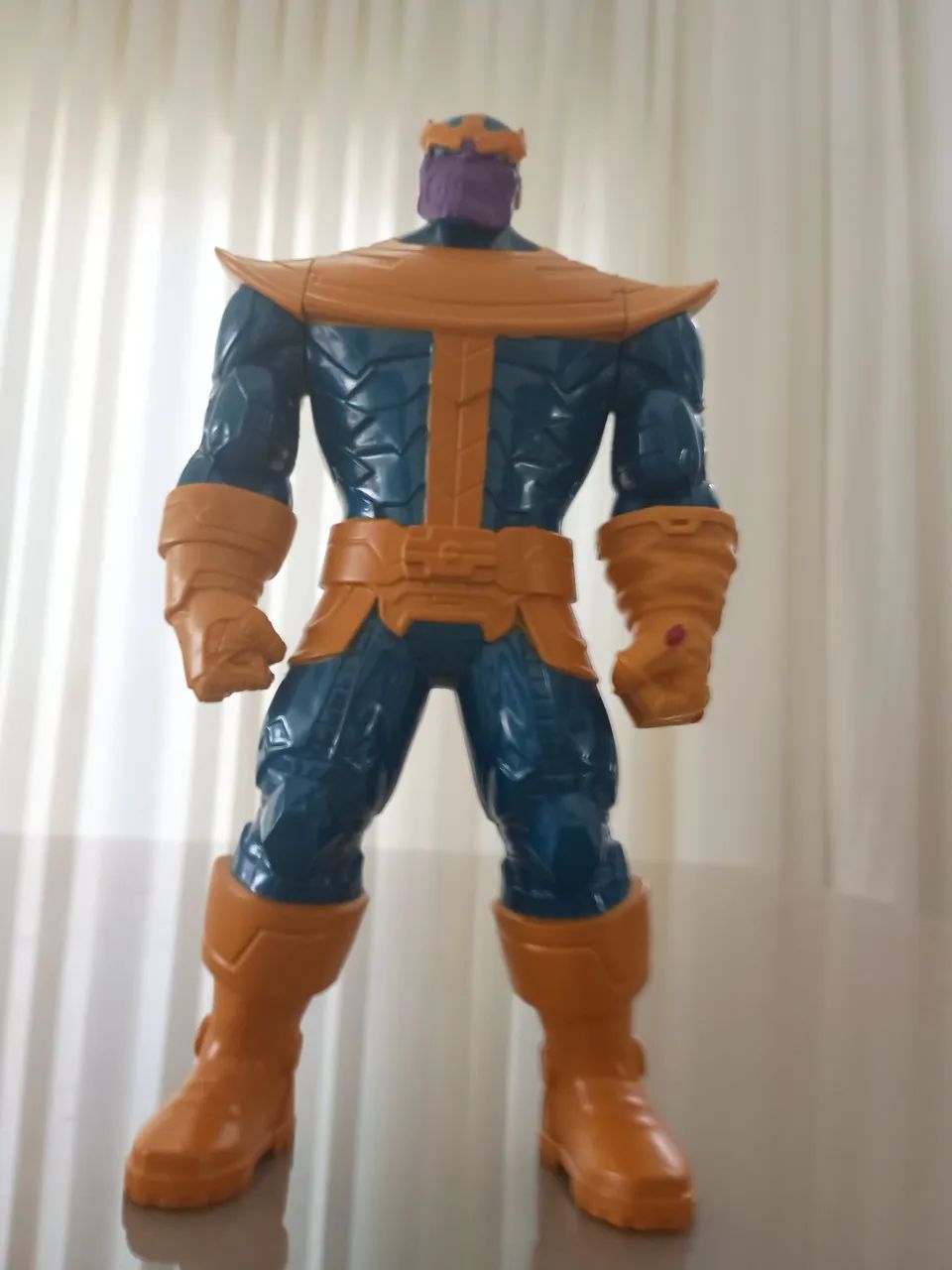 Boneco Thanos 